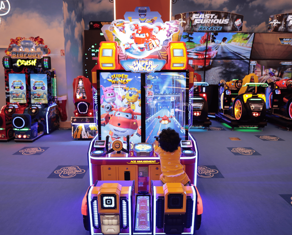 Freeplay Kids, enfants, Jeux arcade, gaming, bowling, attractions, fun, amusement